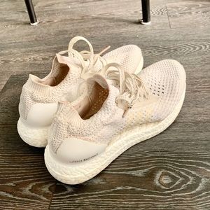 Adidas ultraboost size 8.5